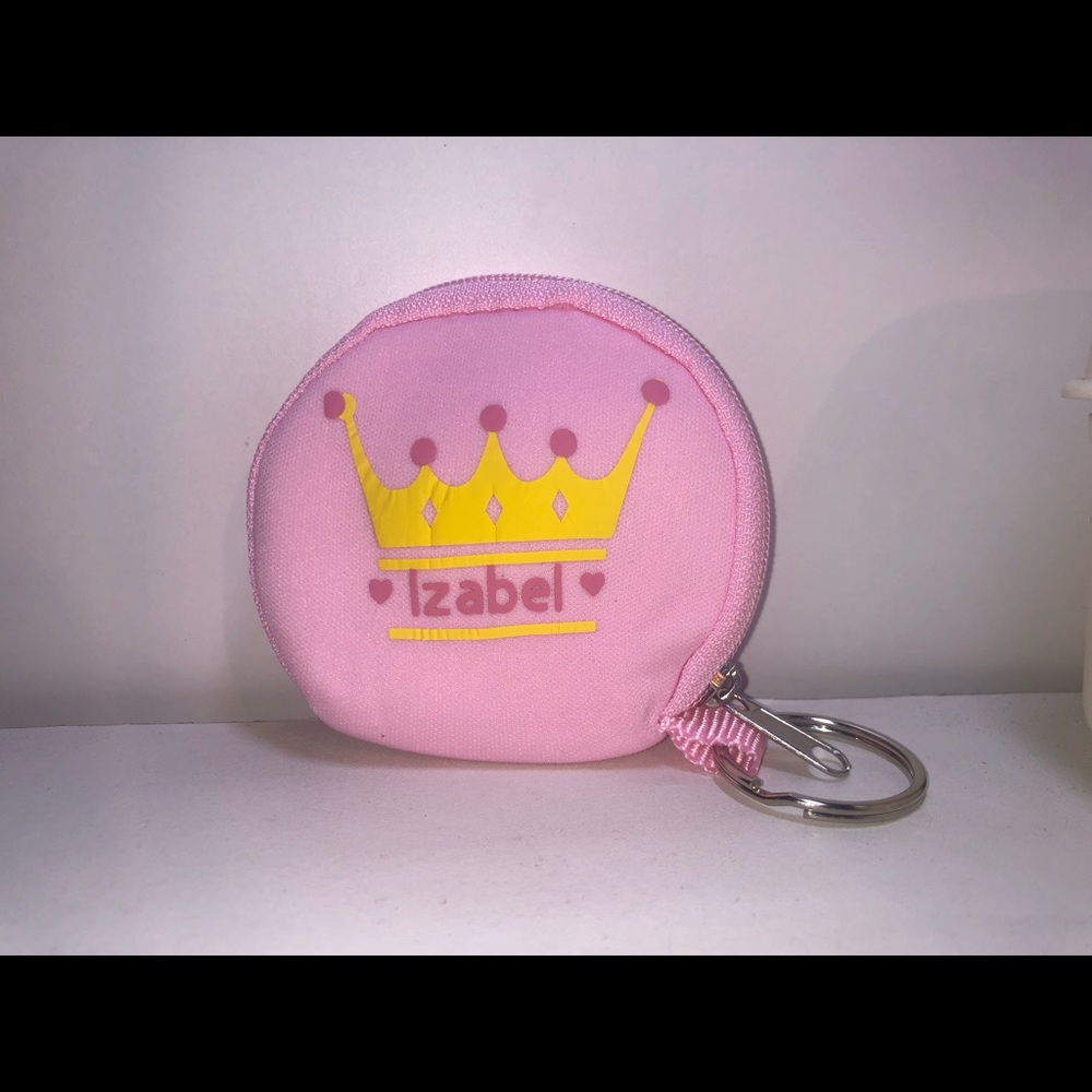 Face mask pouch/holder